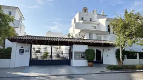 San Pedro de Alcantara, apartamento planta baja en venta de 3 dormitorios