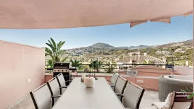 Apartamento de 2 dormitorios a la venta en Nueva Andalucia
