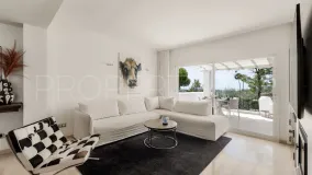 Ático a la venta en Nueva Andalucia con 2 dormitorios