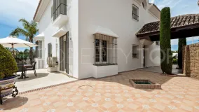 Comprar villa de 5 dormitorios en Sierra Blanca