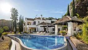 For sale Benahavis villa with 5 bedrooms