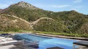 For sale Benahavis villa with 5 bedrooms