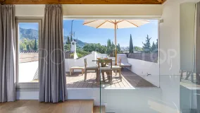 Buy Golden Mile town house