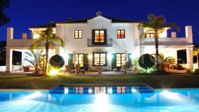 Villa de 5 dormitorios a la venta en Puerto del Almendro
