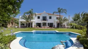 Villa de 5 dormitorios a la venta en Puerto del Almendro