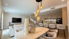 Apartamento de 4 dormitorios en venta en Nueva Andalucia