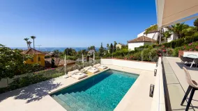 Marbella Este, villa con 6 dormitorios en venta