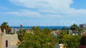 Adosado en venta con 3 dormitorios en New Golden Mile