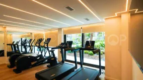 Comprar apartamento con 2 dormitorios en Estepona Puerto