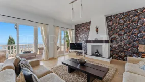 Villa for sale in Mijas with 3 bedrooms