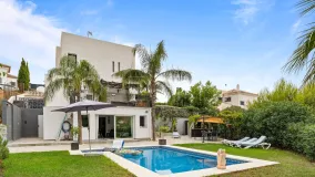 Valtocado villa for sale