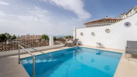 Buy town house with 4 bedrooms in Mijas
