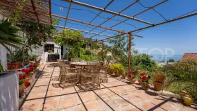 Villa for sale in Mijas