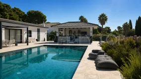 Se vende villa en Sotogrande Costa con 5 dormitorios