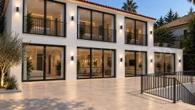 Villa en venta con 5 dormitorios en Zona B