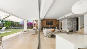 For sale villa in La Finca de Marbella