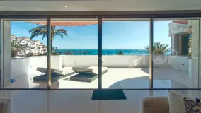 For sale apartment in Marbella - Puerto Banus with 4 bedrooms