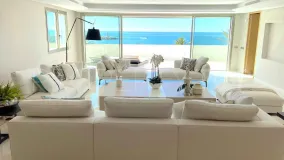 For sale apartment in Marbella - Puerto Banus with 4 bedrooms