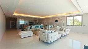 For sale apartment in Marbella - Puerto Banus with 4 bedrooms