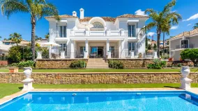 Villa for sale in Sierra Blanca with 5 bedrooms
