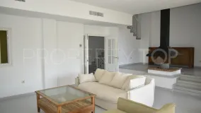 Pueblo Nuevo de Guadiaro, pareado de 4 dormitorios a la venta