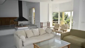 For sale 4 bedrooms semi detached house in Pueblo Nuevo de Guadiaro