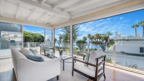 For sale town house with 4 bedrooms in Marbellamar