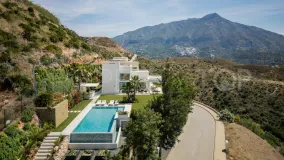 Villa de 4 dormitorios en venta en Real de La Quinta