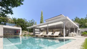 Villa in El Herrojo for sale