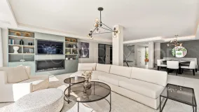 Villa for sale in Las Brisas