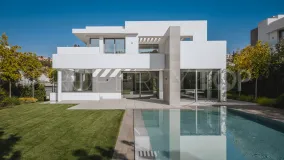 For sale villa with 5 bedrooms in El Paraiso