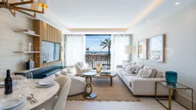 Apartamento a la venta con 2 dormitorios en Marbella - Puerto Banus