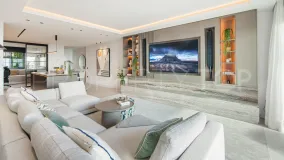 Comprar atico duplex de 2 dormitorios en Monte Halcones
