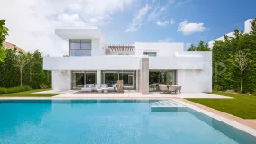 For sale El Paraiso villa with 5 bedrooms