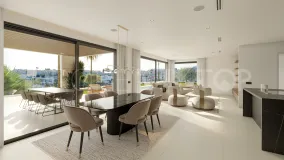Buy 4 bedrooms villa in El Campanario