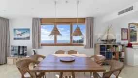 Se vende Ático en Los Altos de los Monteros