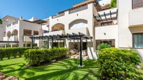 Ground floor apartment for sale in Medina de Banús with 2 bedrooms
