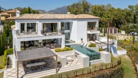 Villa en venta en The Hills con 5 dormitorios