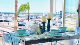 Apartamento en venta en Marbella - Puerto Banus con 2 dormitorios