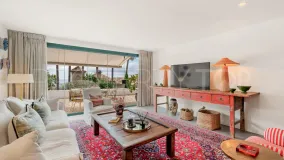 Comprar villa en El Madroñal con 4 dormitorios