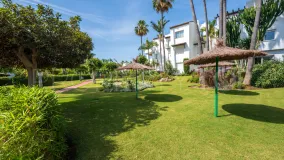 Apartamento en venta en Costalita de 4 dormitorios