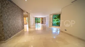 2 bedrooms apartment for sale in Mansion Club