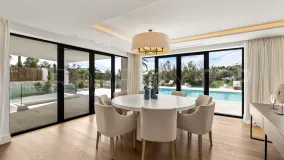 Villa en venta en Los Naranjos Country Club de 7 dormitorios
