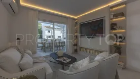 Adosado de 4 dormitorios en venta en Nueva Andalucia