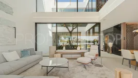 Se vende villa en Golden Mile con 3 dormitorios