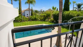 For sale villa in El Paraiso with 6 bedrooms