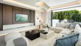 Se vende villa de 4 dormitorios en El Rosario
