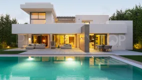 Se vende villa con 5 dormitorios en El Paraiso
