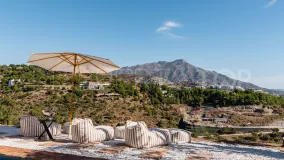 6 bedrooms villa for sale in El Madroñal