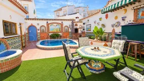 Se vende casa en Estepona